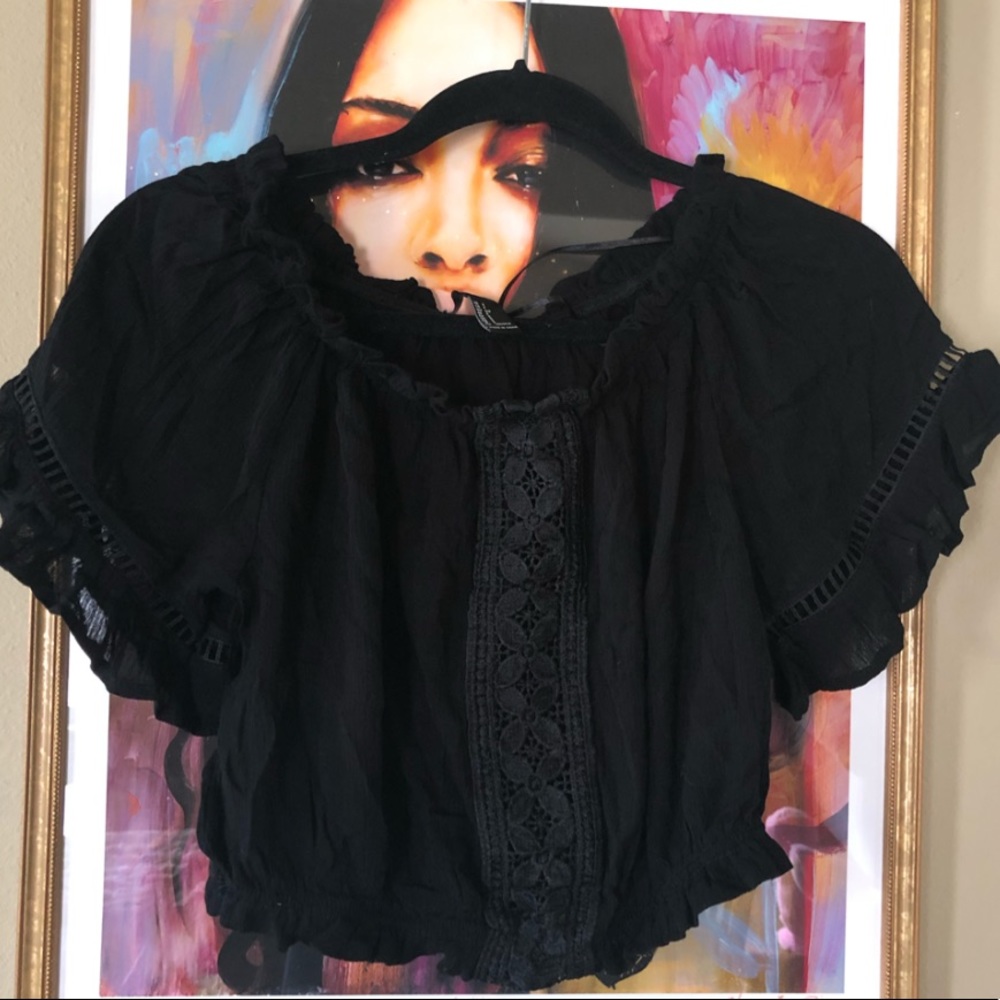 NWT cropped embroidered blouse from forever 21